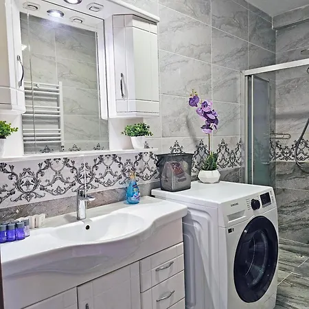 Excellent Pierre Loti *