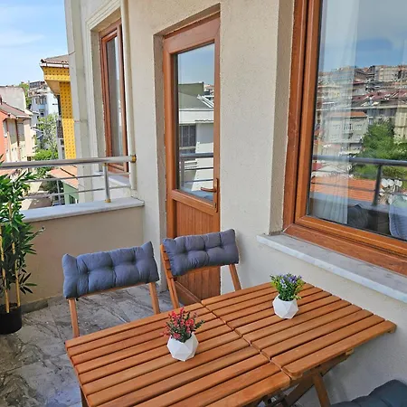Excellent Pierre Loti Apartment