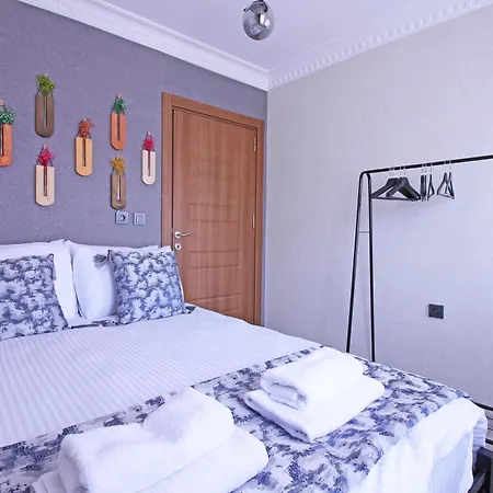 Excellent Pierre Loti Apartment Istanbul
