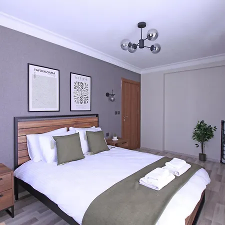 Excellent Pierre Loti Apartment