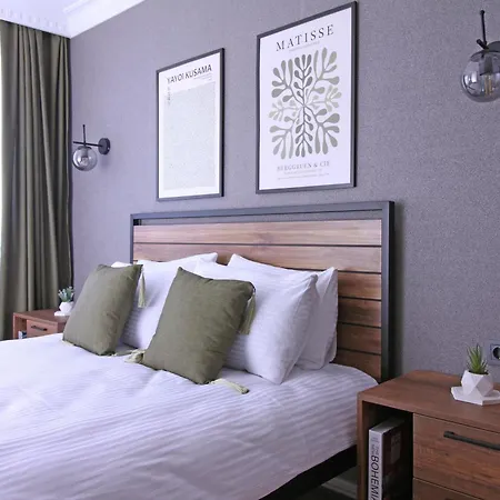 Excellent Pierre Loti Apartment